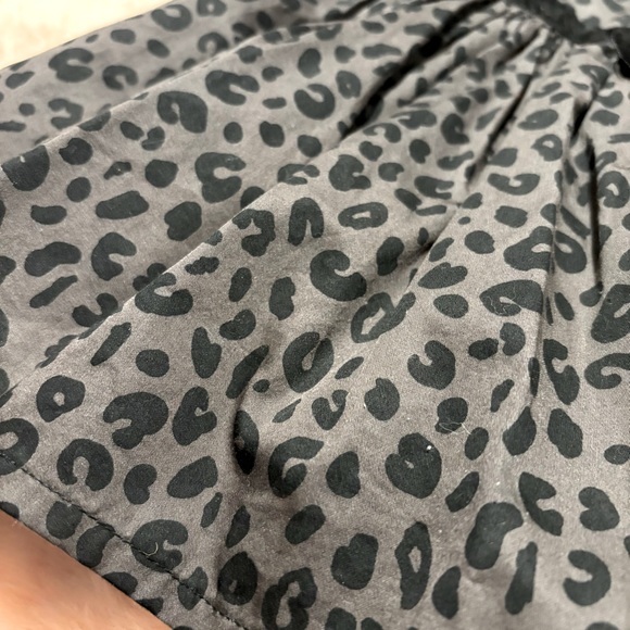 Black and grey leopard print dress - Picture 2 of 6